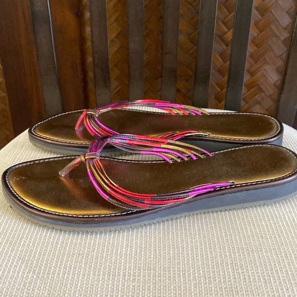 Donald J. Pliner - Bronze, Red and Magenta Sandal 11m - Picture 5 of 8